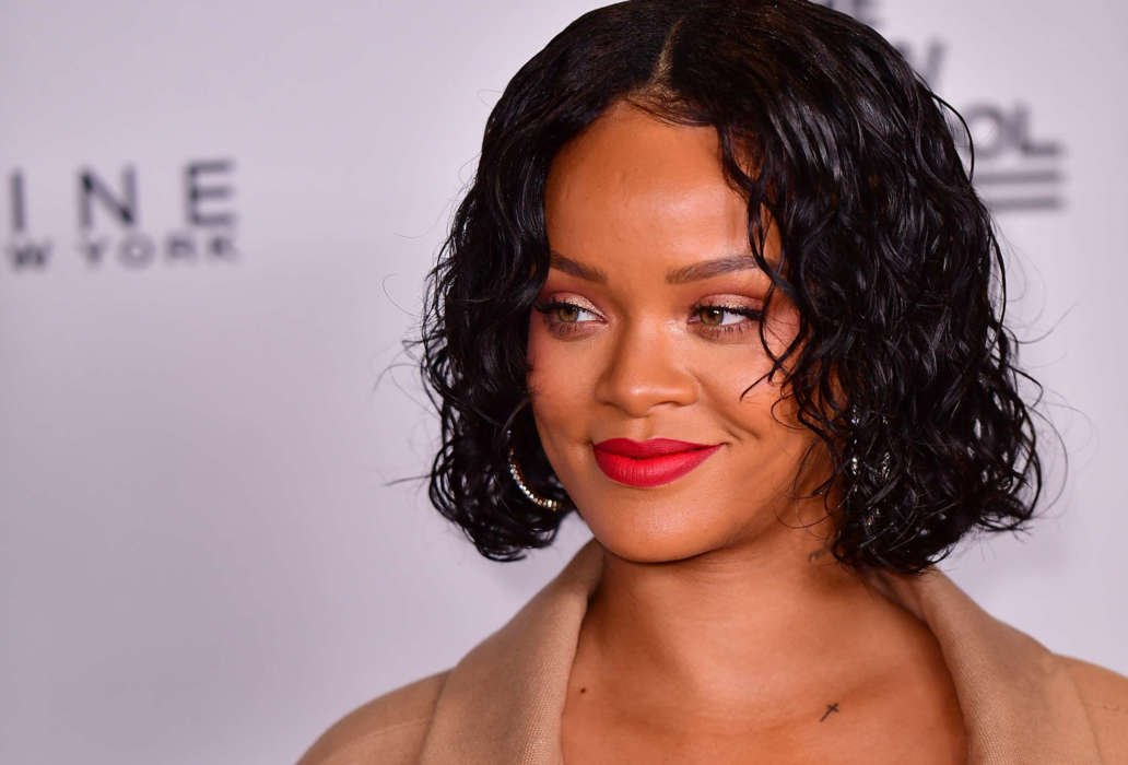 Rihanna Reveals She Felt Like A ‘Clown’ When She Wore Her 2015 Met Gala Dress