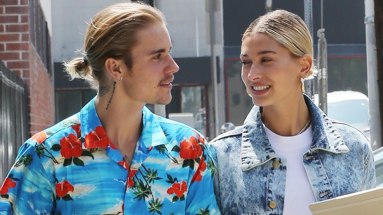 Justin Bieber Says He ‘Can’t Believe’ Hailey Baldwin ‘Chose Him’ Alongside Cute PDA Pic!