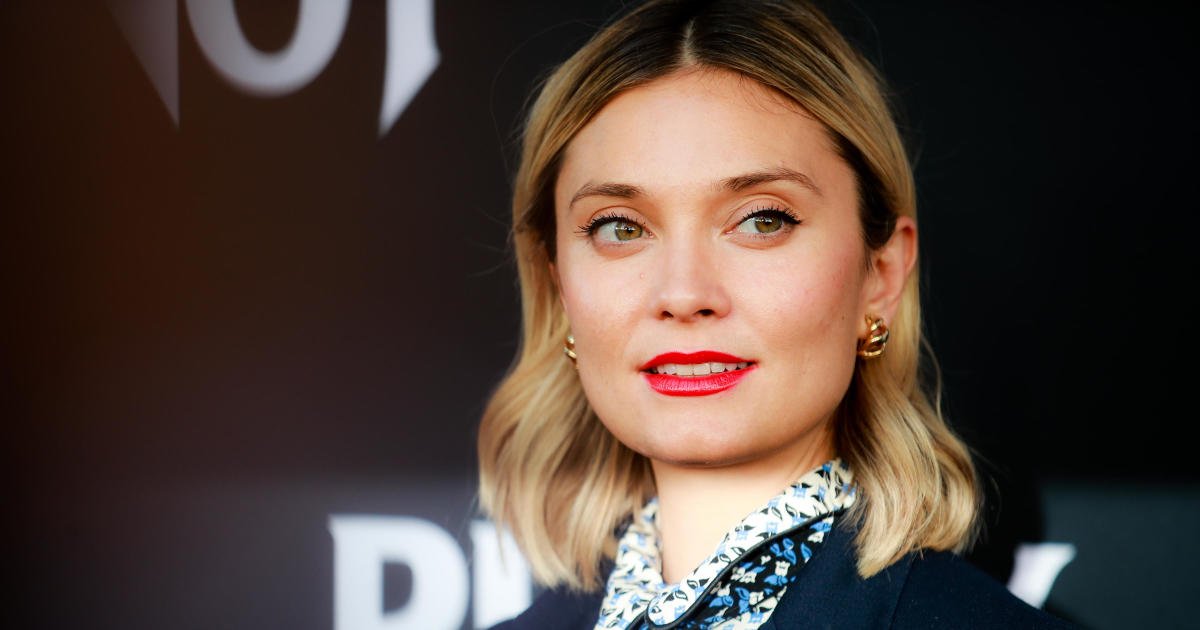 Actress Spencer Grammer slashed outside NYC restaurant