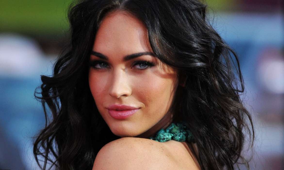 Megan Fox Says She And Machine Gun Kelly Share Two Parts Of The Same Soul – A ‘Twin Flame’