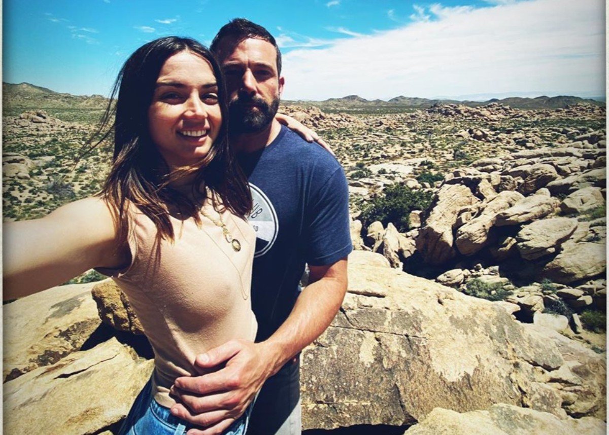 Ben Affleck And Ana De Armas New Photos Are Here — You May Breathe Now