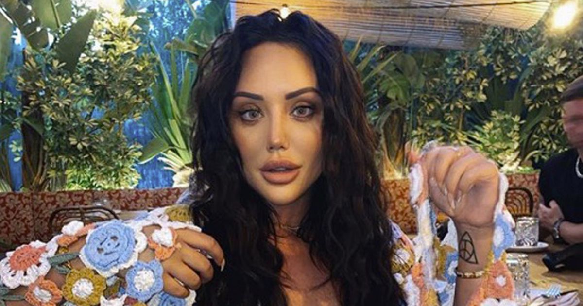 Charlotte Crosby unrecognisable as she debuts new look in latest sultry selfie