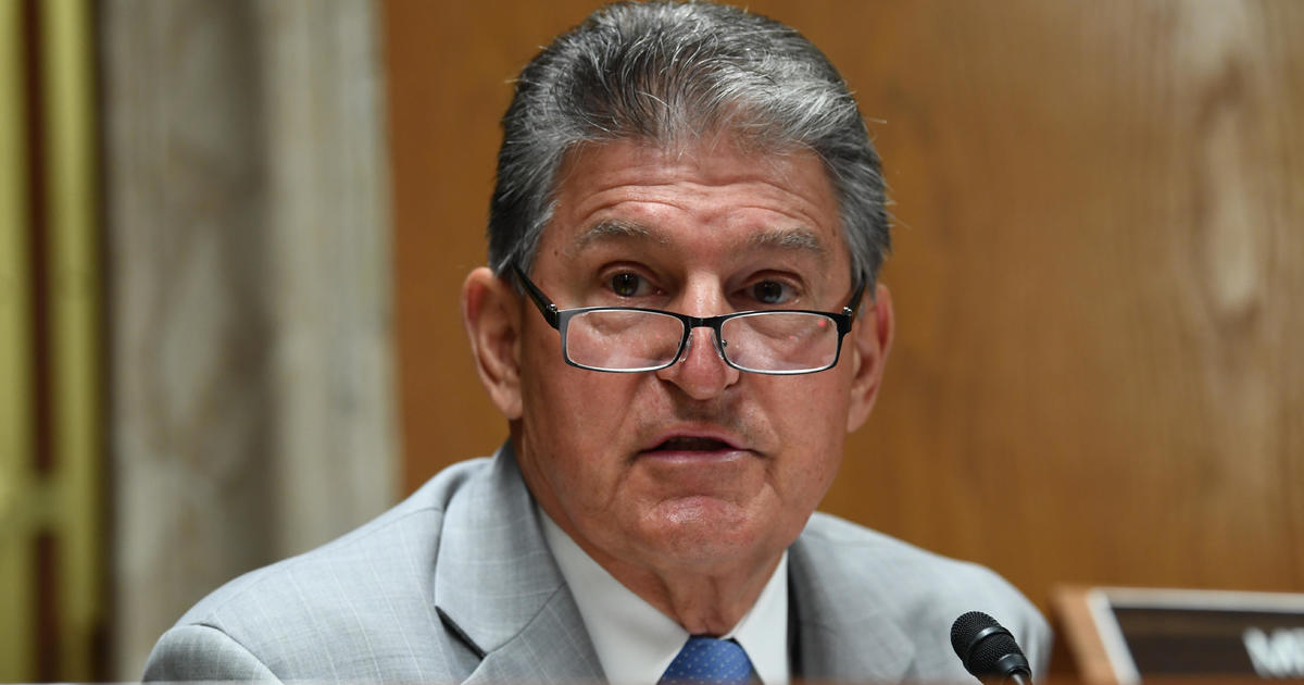 Joe Manchin and head of postal service union warn of possible post office closures