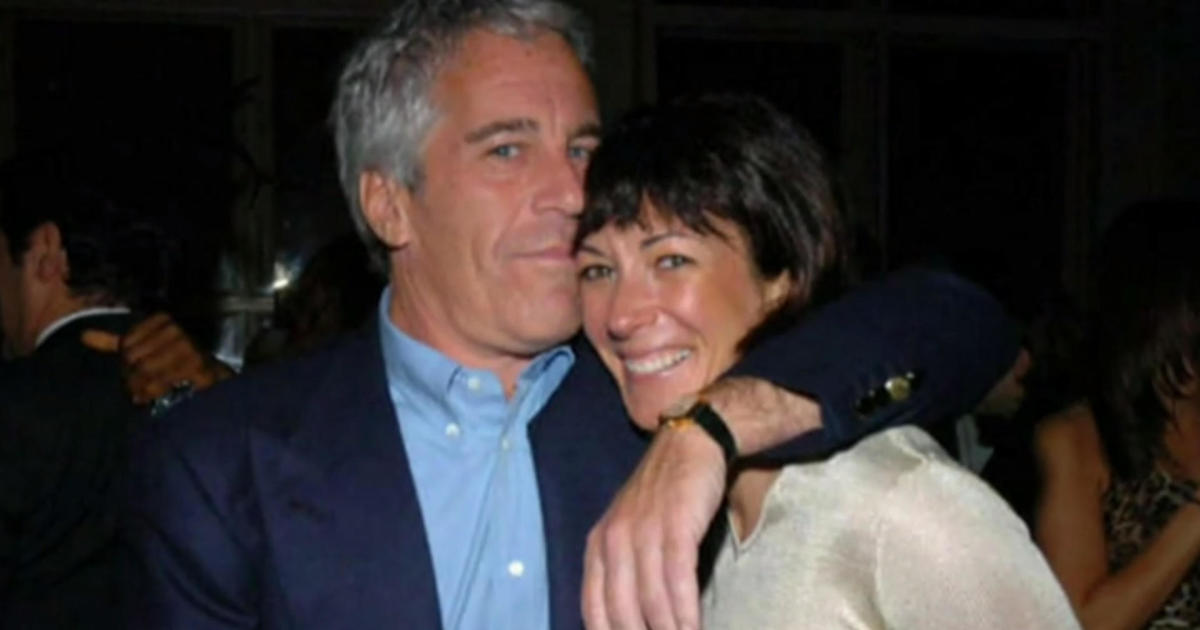 Epstein told Maxwell she’d done “nothing wrong,” documents show