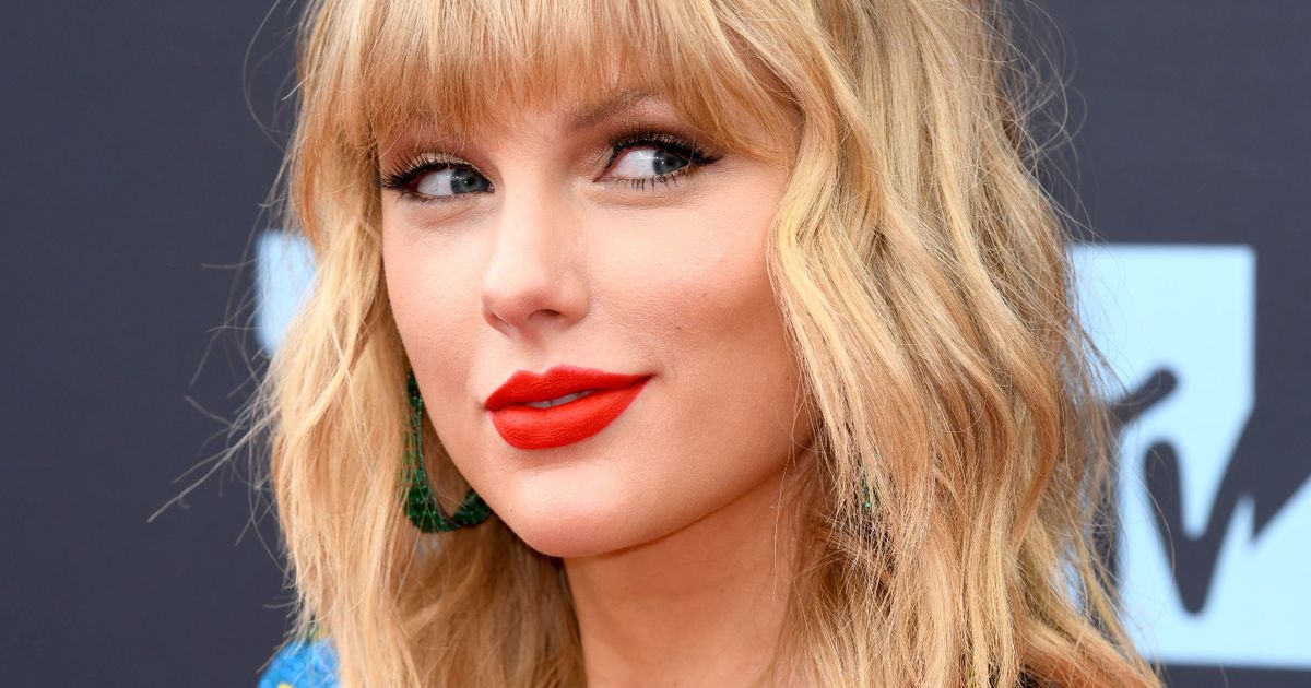 Taylor Swift fan spots sneaky Easter egg in surprise Folklore album announcement