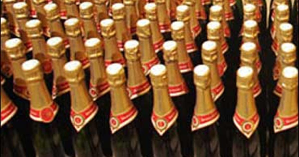 COVID pandemic knocks fizz out of Champagne sales