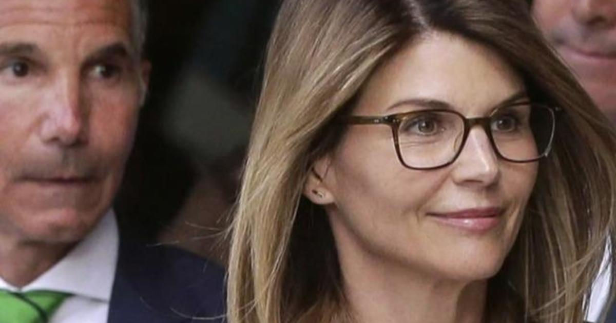 Lori Loughlin sentenced to 2 months in prison in college admissions scandal