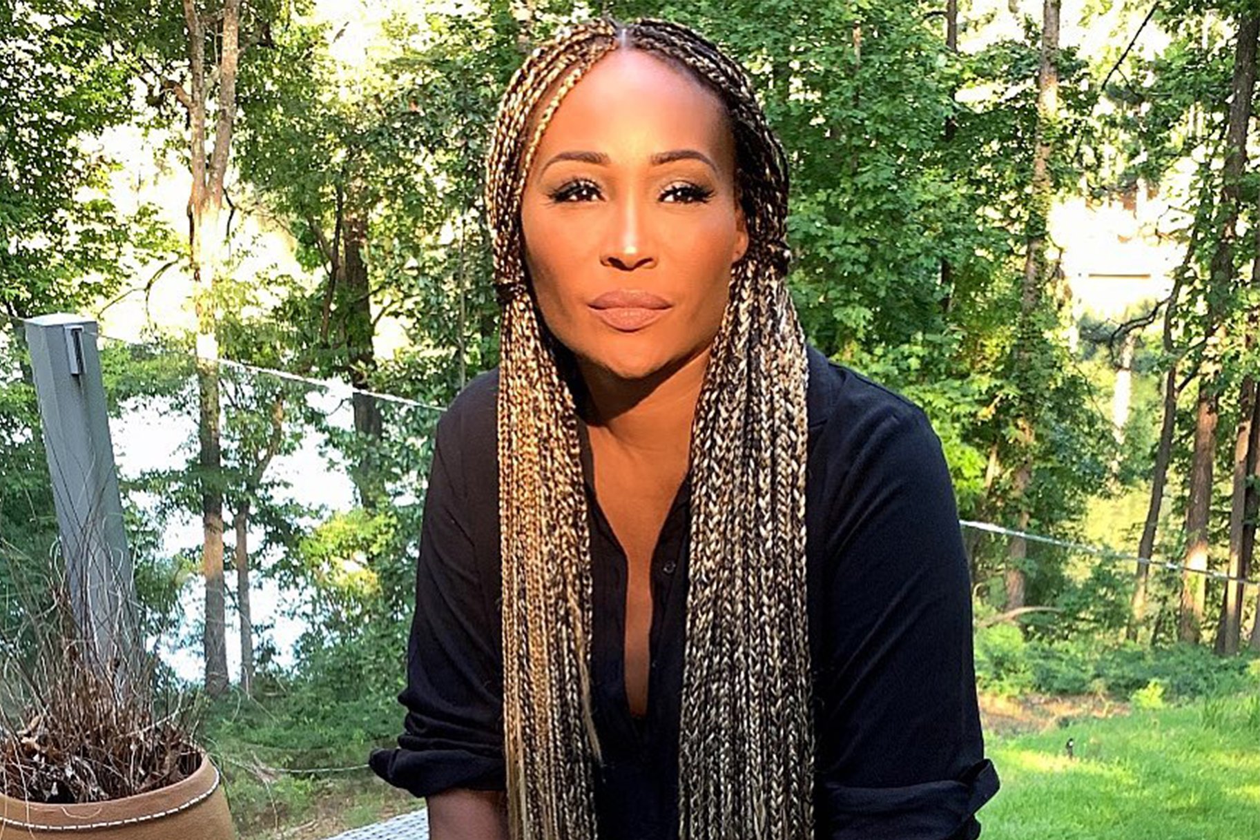 Cynthia Bailey Spreads Weekend Vibes For Her Fans