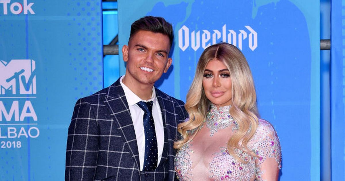 Chloe Ferry gets flirty with female singer despite ‘reunion’ with Sam Gowland