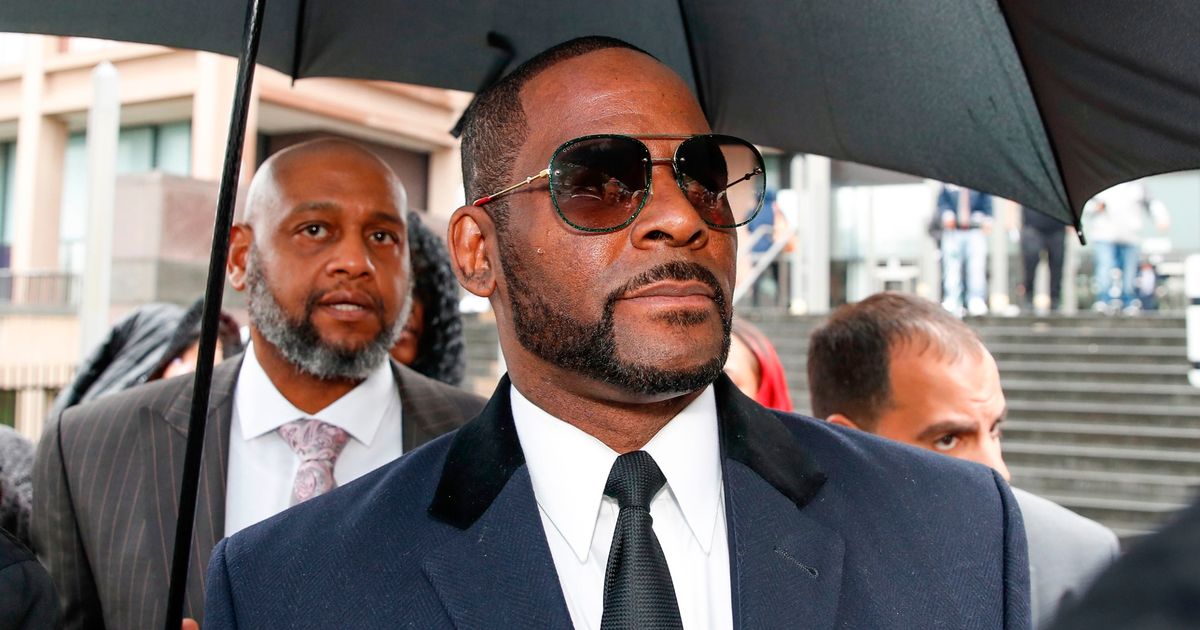 R. Kelly’s friends charged with harassing witnesses linked to singer’s case