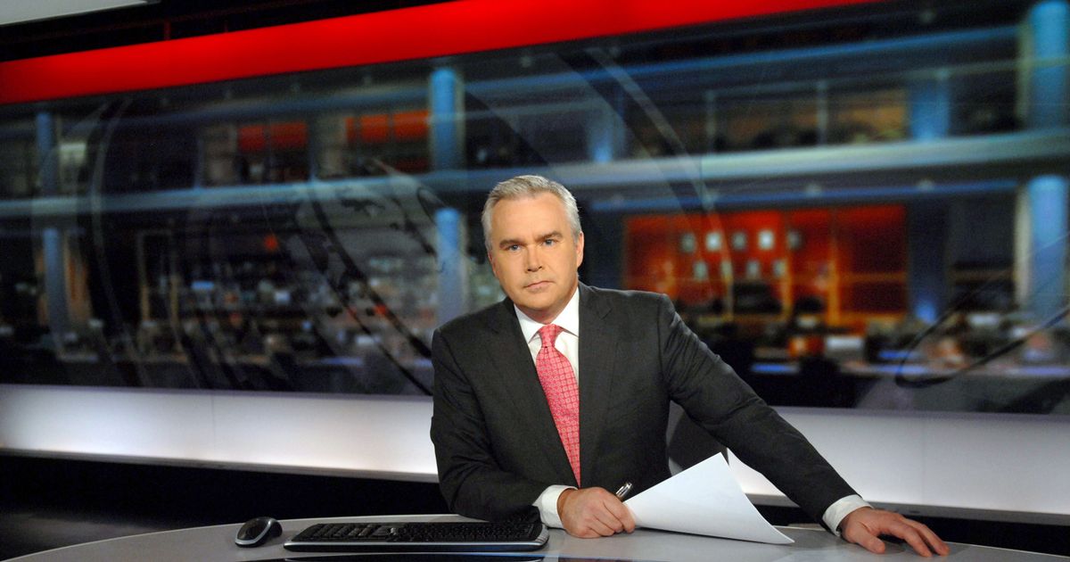 Huw Edwards beat depression by boxing as he shows off dramatic weight loss