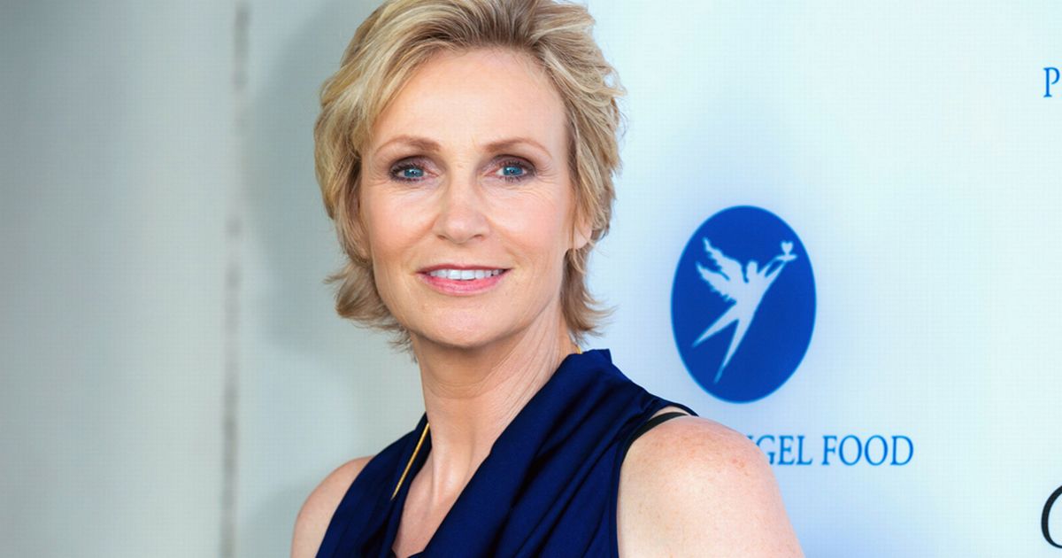 Naya Rivera’s co-star Jane Lynch remembers the late actress in moving interview