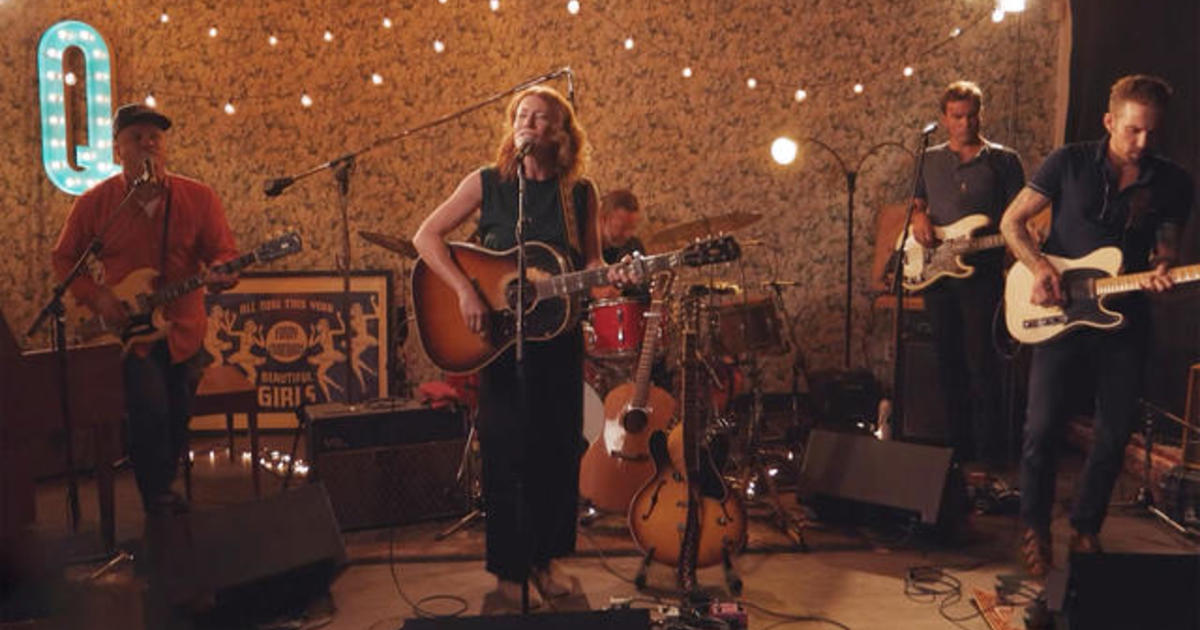 Saturday Sessions: Kathleen Edwards performs “Who Rescued Who?”