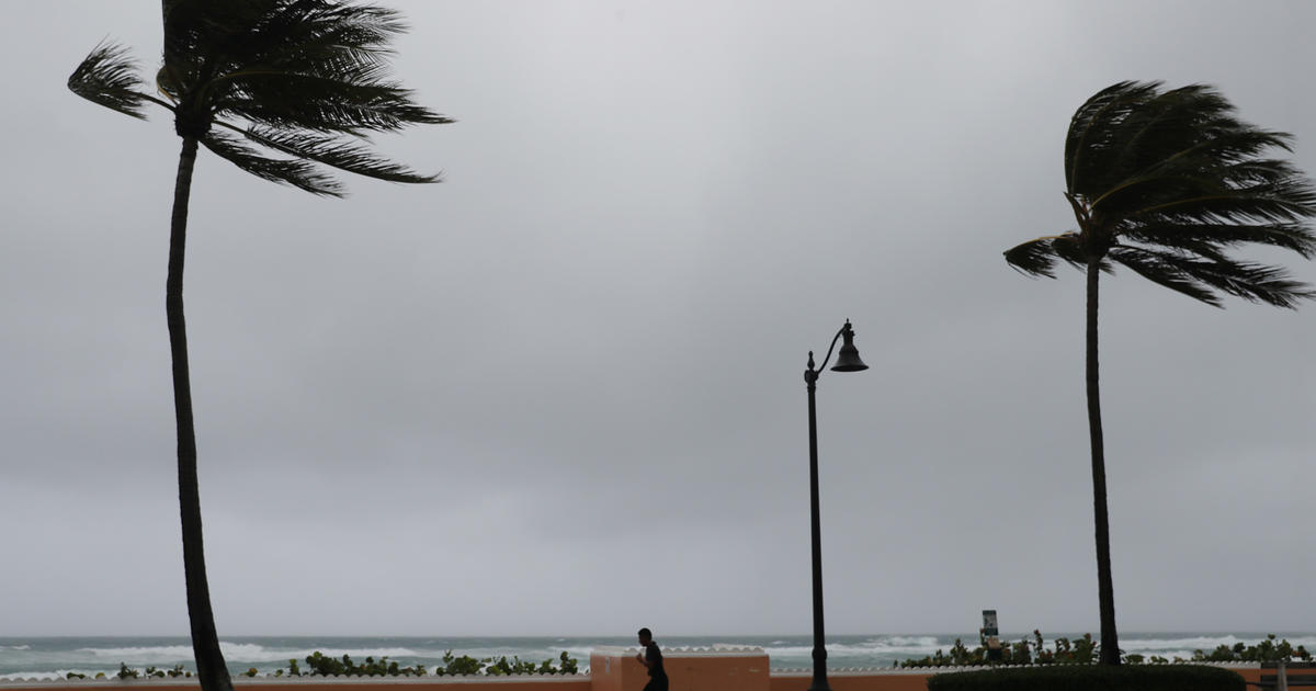 Tropical storm conditions to spread in Florida as Isaias nears