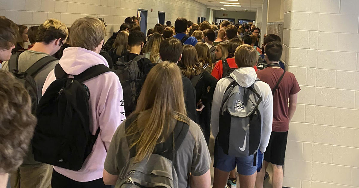 Suspension reversed for student who shared photo of crowded hallway