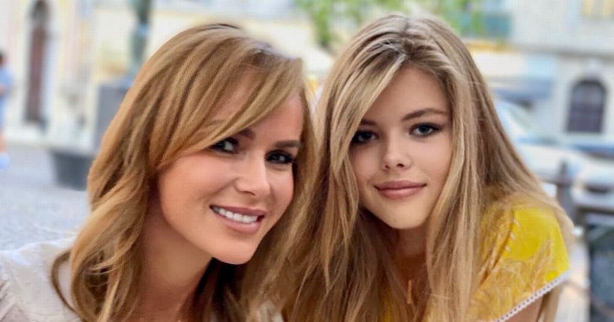 Amanda Holden’s daughter Lexi looks just like Holly Willoughby in stunning pics