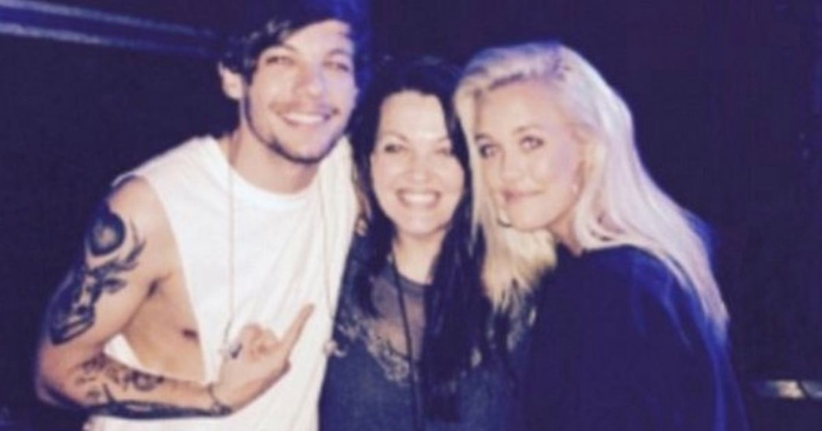 Lottie Tomlinson went through ‘dark time’ dealing with death of mum and sister