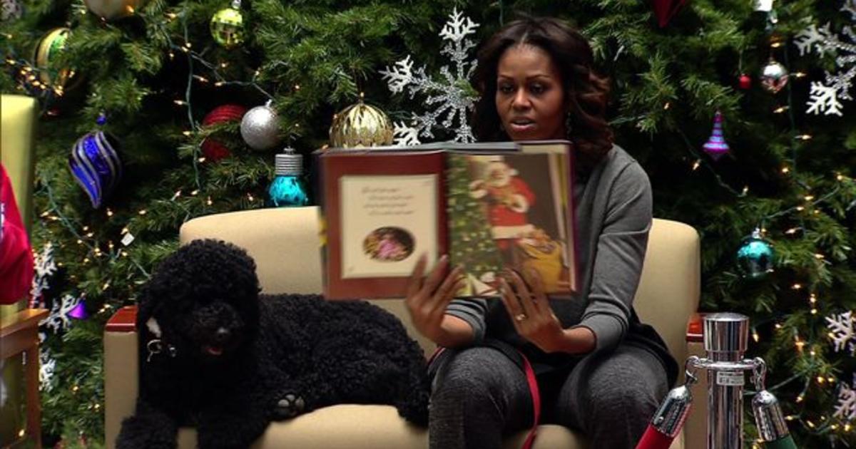 Michelle Obama reads “The Night Before Christmas”