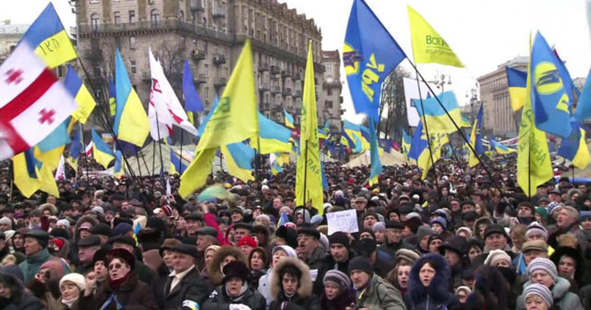 Ukraine’s pro-Russian government faces growing protests