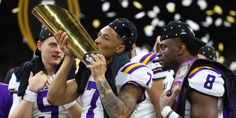 College Football Playoff plans final rankings Dec. 20