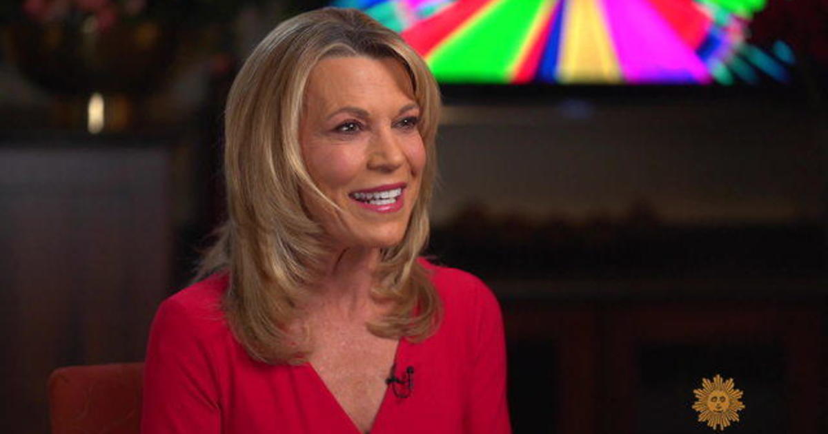 Vanna White, a woman of letters