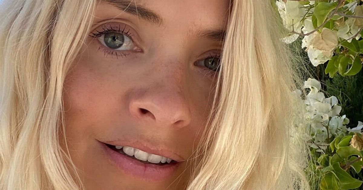 Holly Willoughby forced to cut short ‘seven-week’ holiday in Portugal to isolate