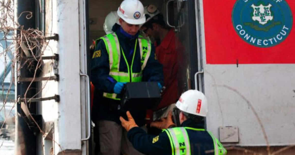 NTSB investigators probing cause of NYC train derailment