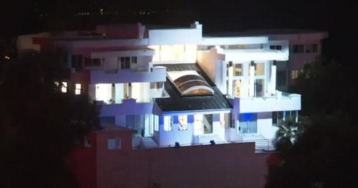 1 person shot dead at crowded mansion party in Southern California