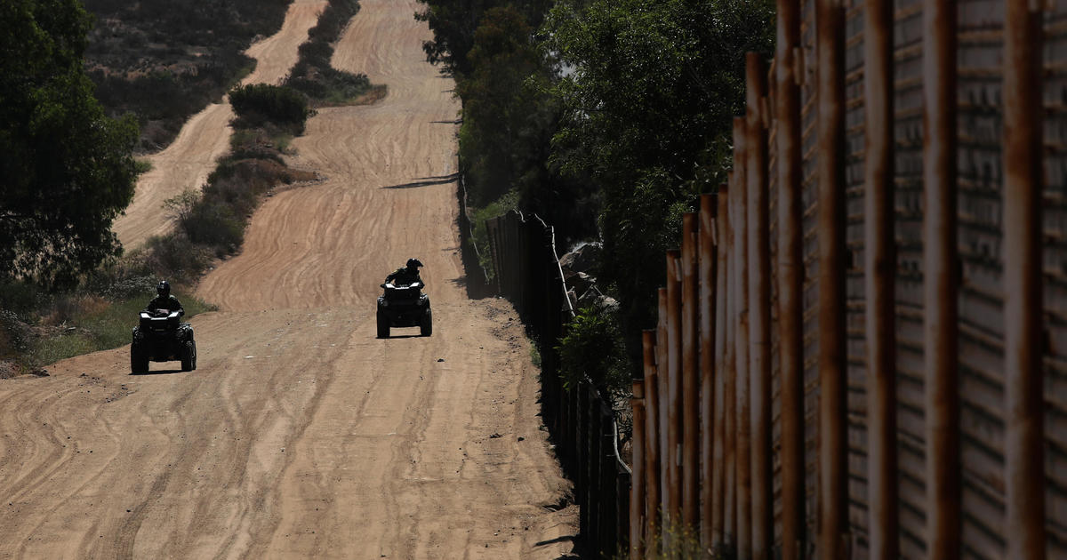 Vet raising millions for Trump’s border wall in GoFundMe campaign