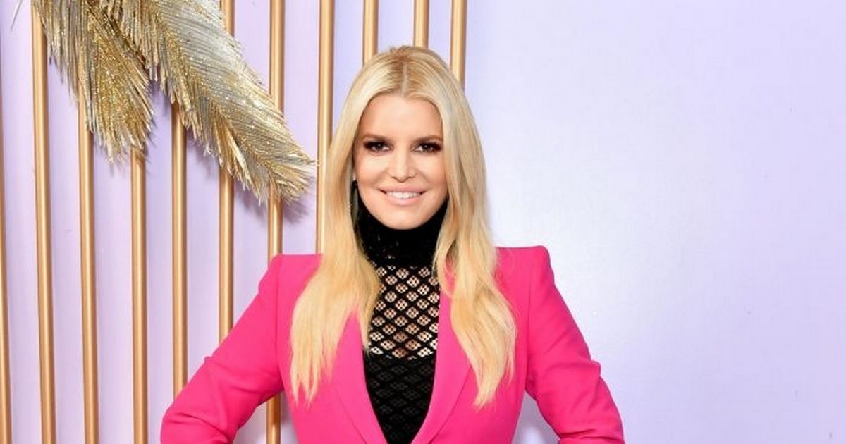 Jessica Simpson says alcohol ‘silenced’ her ahead of 3-year sobriety anniversary