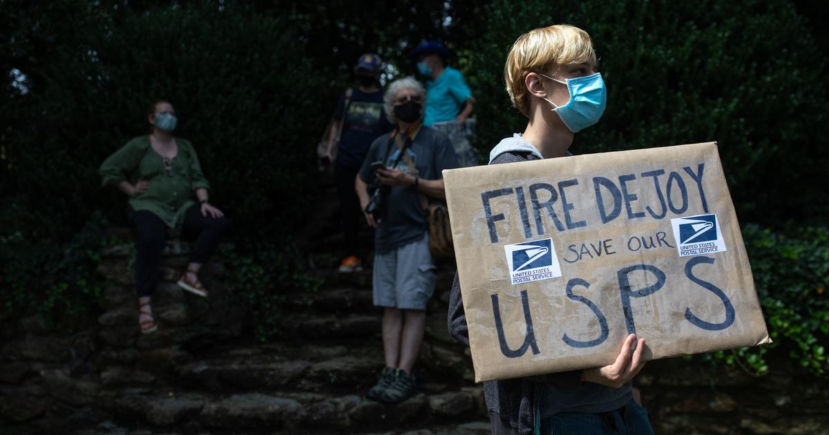 States weigh lawsuits against feds over Postal Service changes