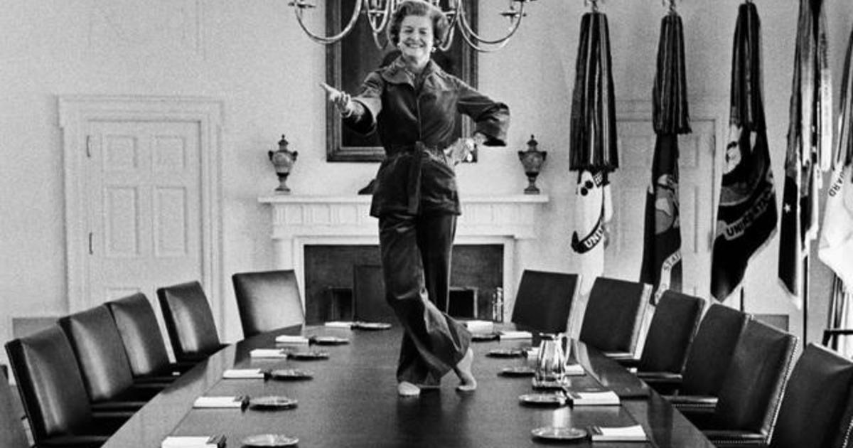 The story behind an iconic Betty Ford photo