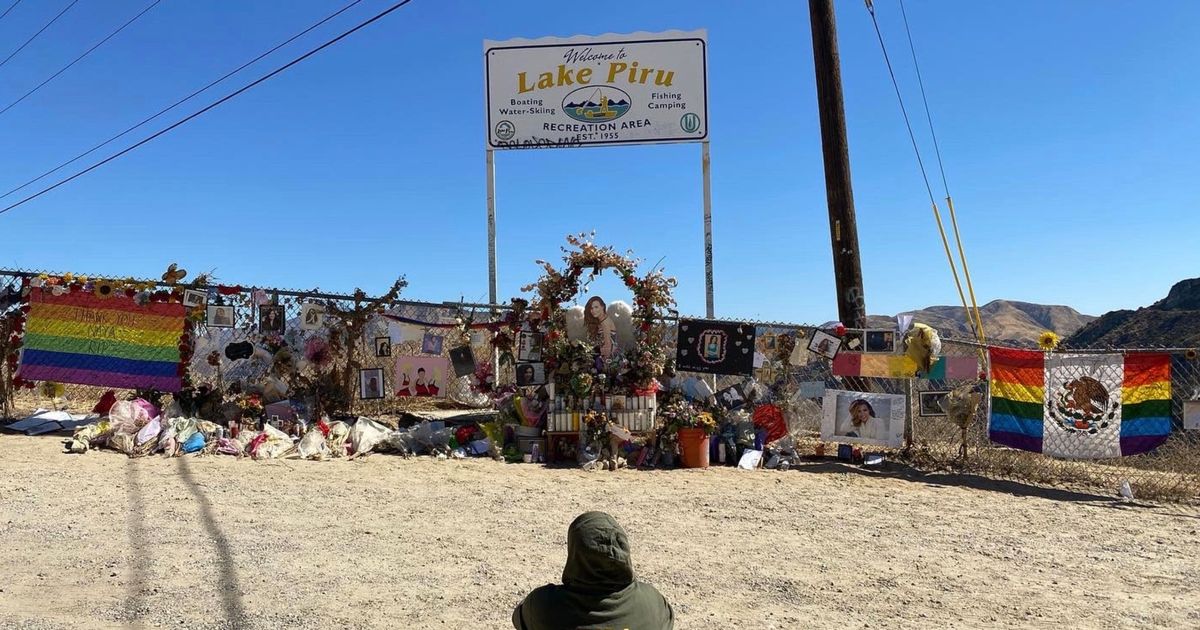 Naya Rivera fans cry and sing during emotional vigil at lake where she downed