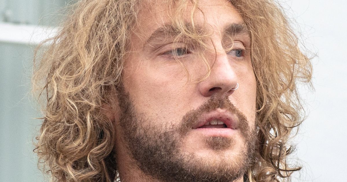 Strictly’s Seann Walsh quits Twitter in epic rant after abuse made his life hell