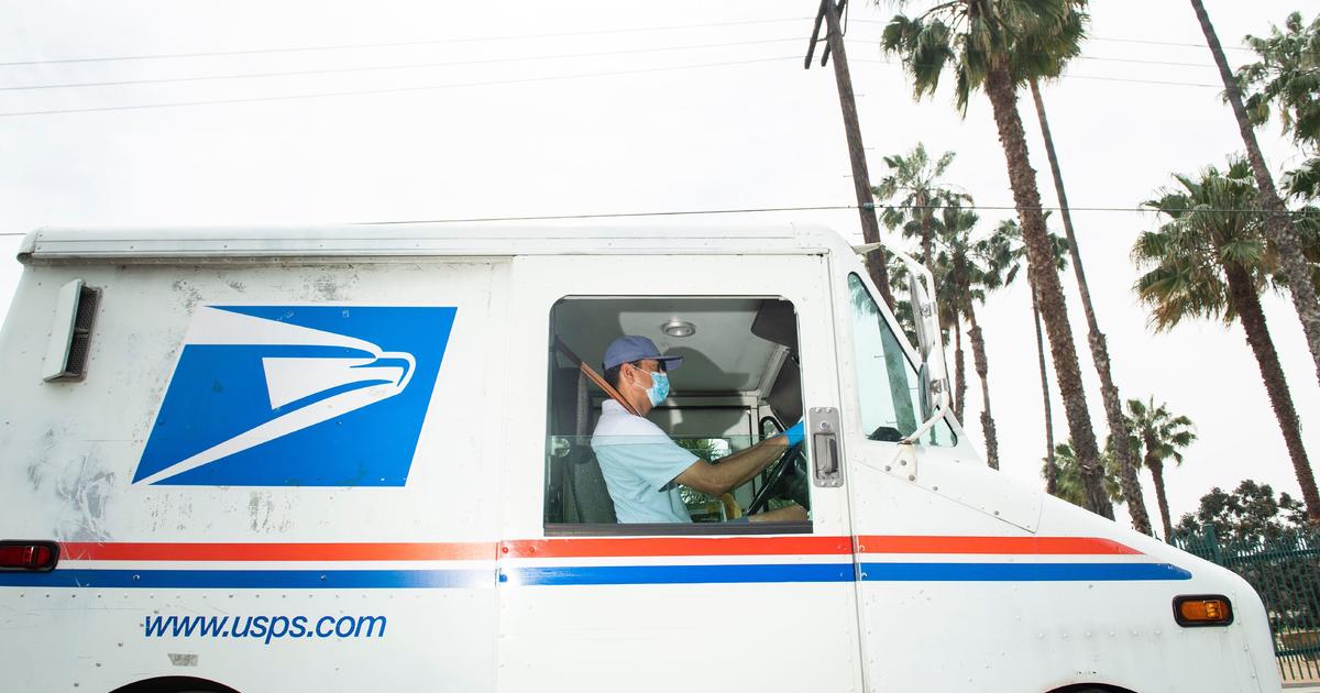 U.S. Postal Service on track for its best year since 2015