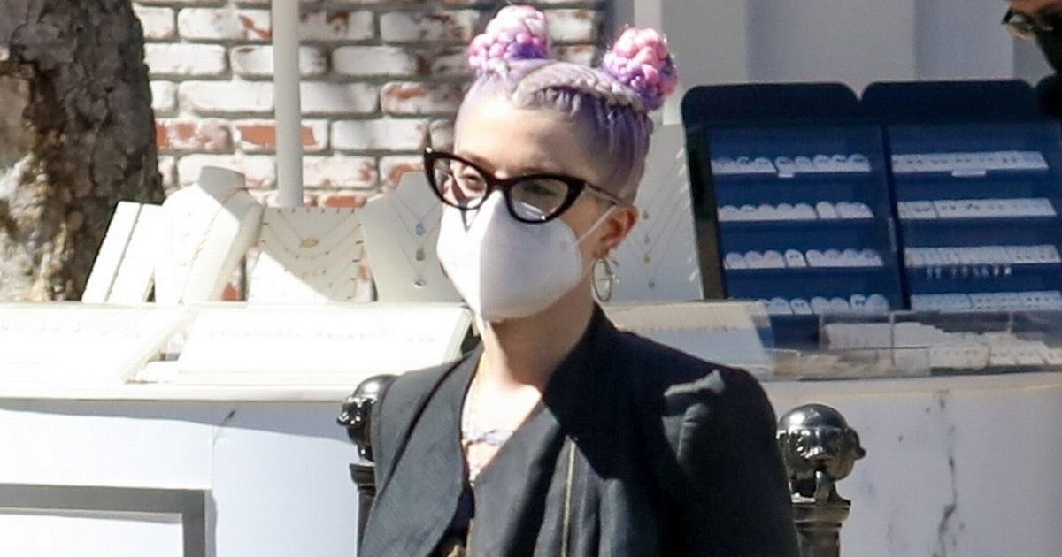 Kelly Osbourne looks transformed as she steps out after six stone weight loss