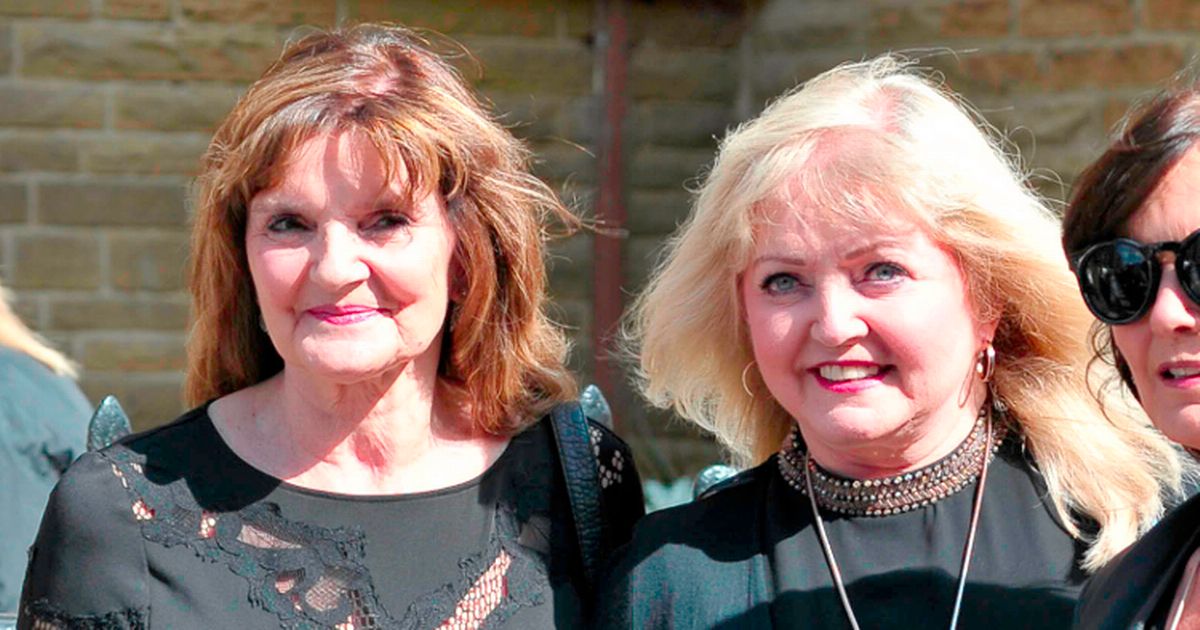 Linda and Anne Nolan say they are both battling cancer at the same time