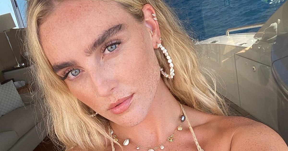 Perrie Edwards bares beautiful freckled face in stunning make-up free selfie