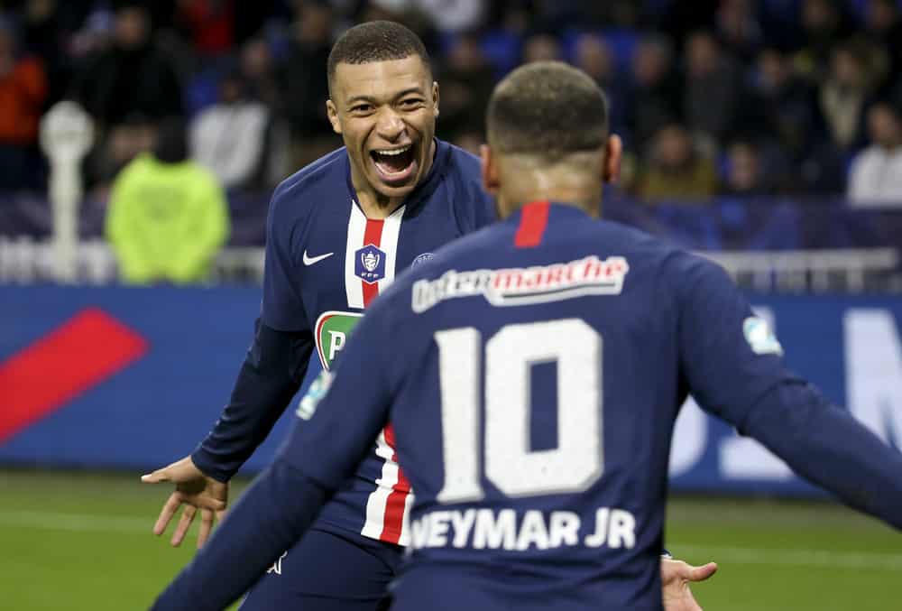 Paris Saint-Germain Reaches the Champions League Finals, Routs RB Leipzig, 3-0