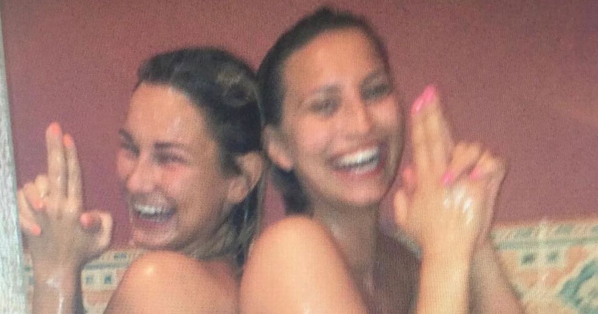 Sam Faiers shares topless throwback of her with Ferne McCann in shower together