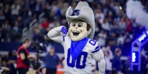 Dallas Cowboys mascot Rowdy