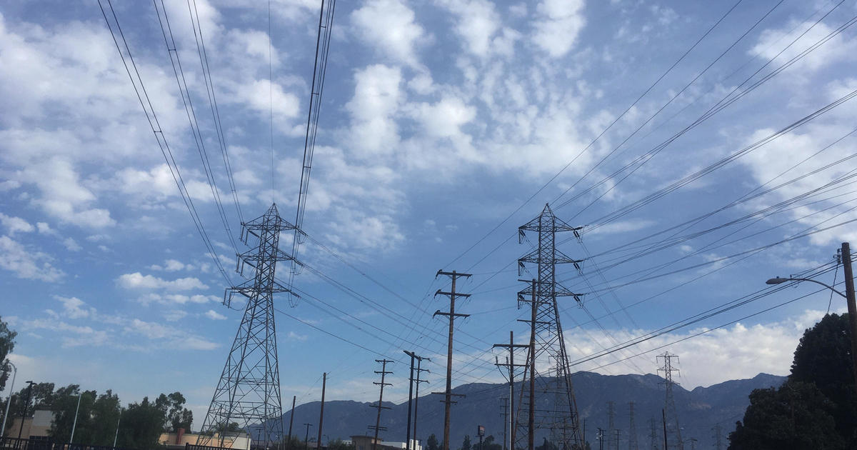 Extreme heat hits California, spurring rolling power outages