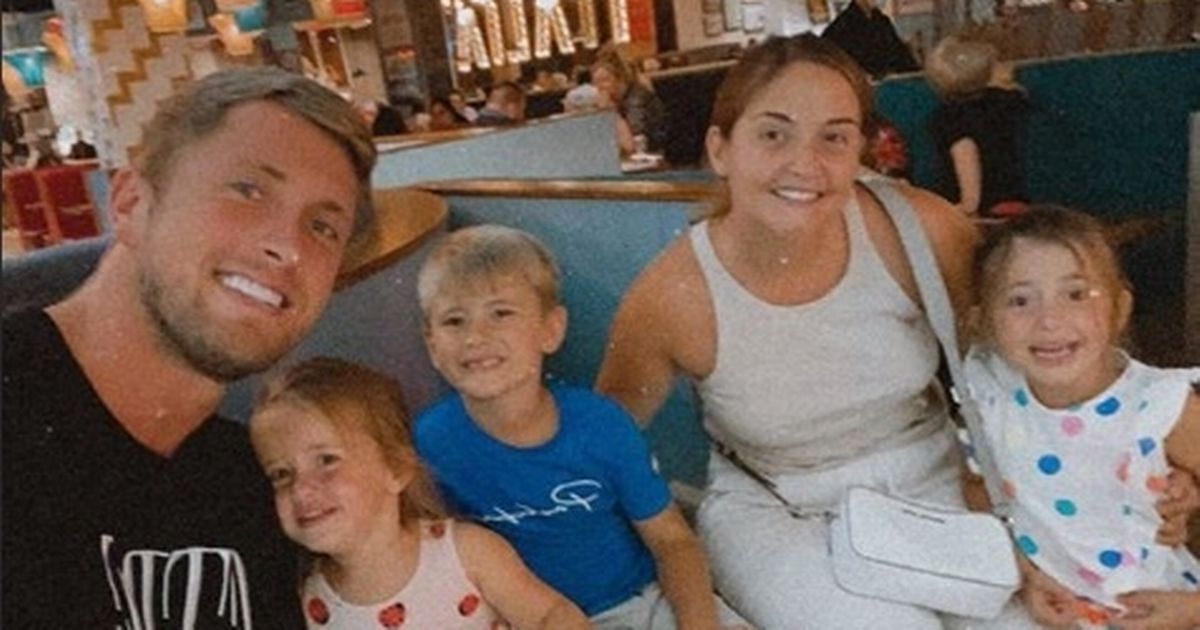 Dan Osborne flashes shiny new teeth on cute family day out with Jacqueline Jossa