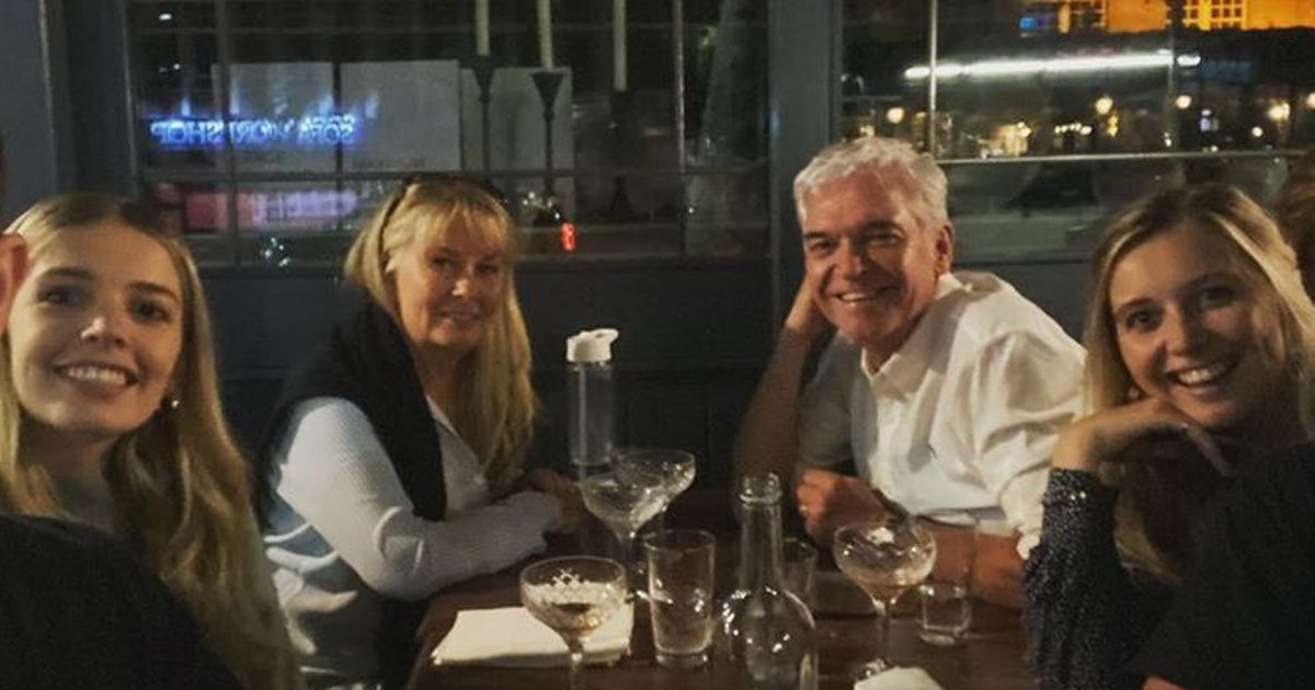 Phillip Schofield takes wife Stephanie out for dinner amid ‘divorce talks’