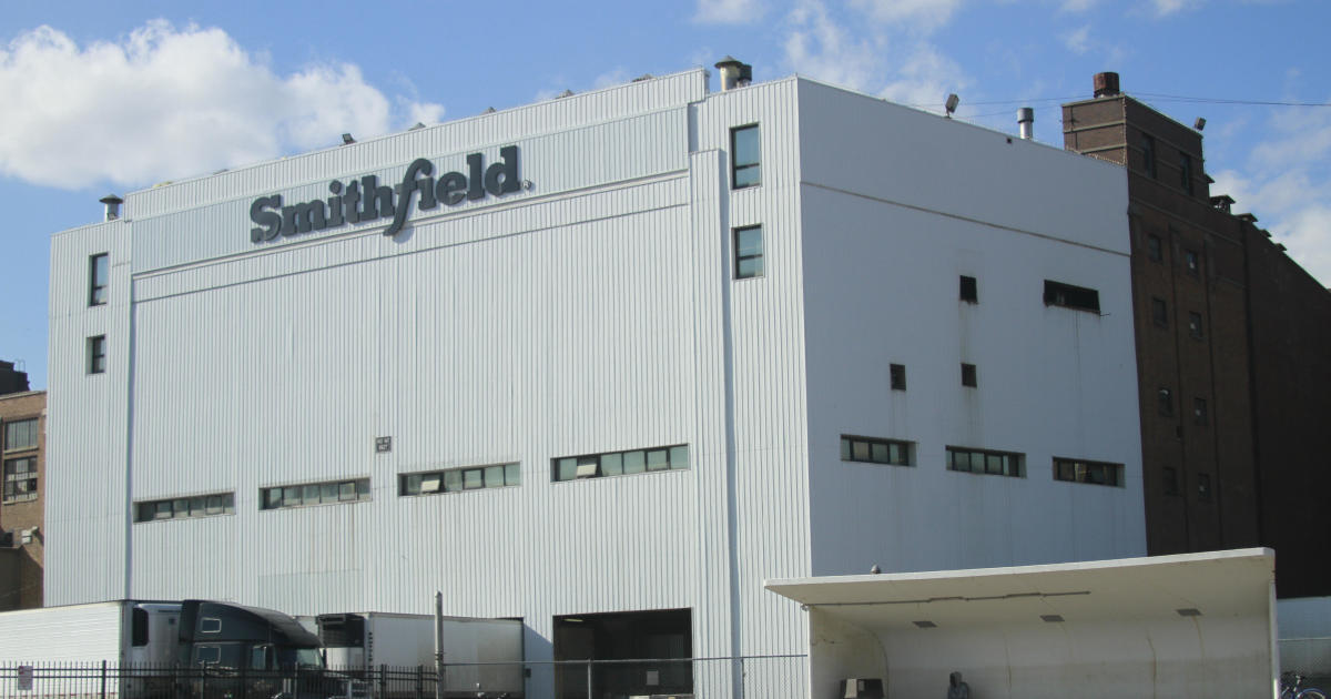 4 workers at Smithfield plant died; feds fine company $13,494