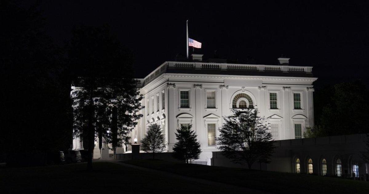 Trump orders U.S. flags to fly at half-staff in honor of Ginsburg