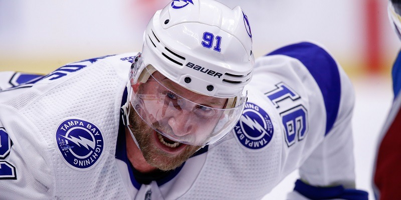 Lightning remain betting favorite despite Steven Stamkos’ injury