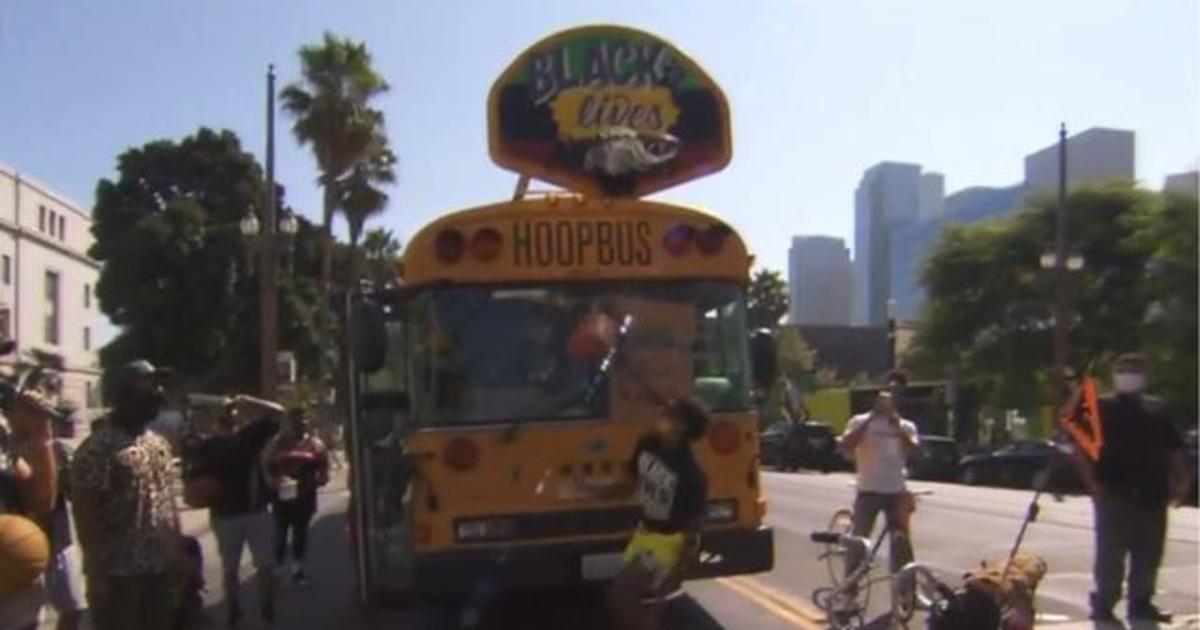 The Hoop Bus is on a roll, using basketball as a way to bring communities together