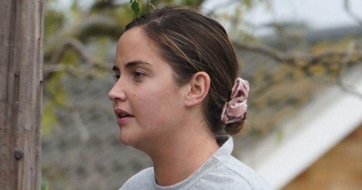 Jacqueline Jossa shows off new short hairstyle after fearing she’s going bald