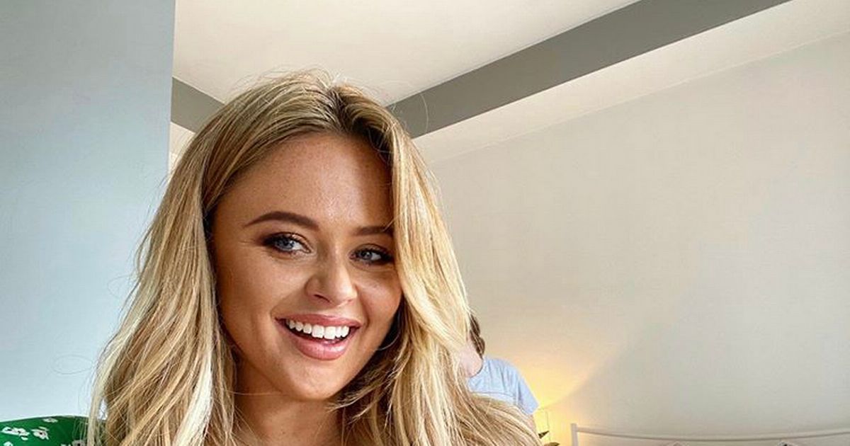 Emily Atack branded a ‘goddess’ after debuting 1stone weight loss in tiny shorts